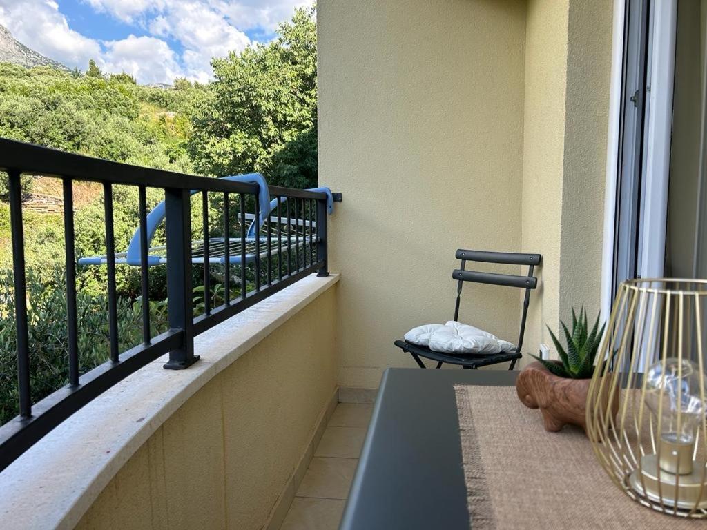 Apartments Niko, Near Beach, Free Parking, Wi-Fi Tucepi Exterior photo